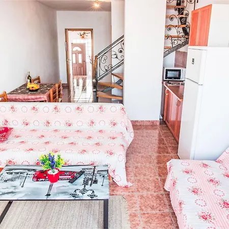 Apartment Stana-2 By Interhome *