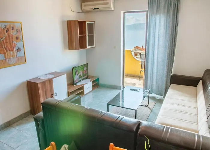Apartment Stana-2 By Interhome